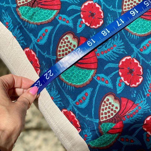 ANTHROPOLOGIE Maeve Blue Red Abstract Poppy Floral Flutter Letitia Sleeve Top - - Picture 9 of 10